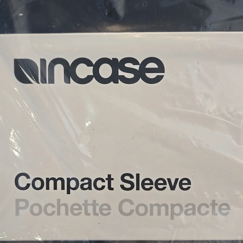 Incase sleeve 13